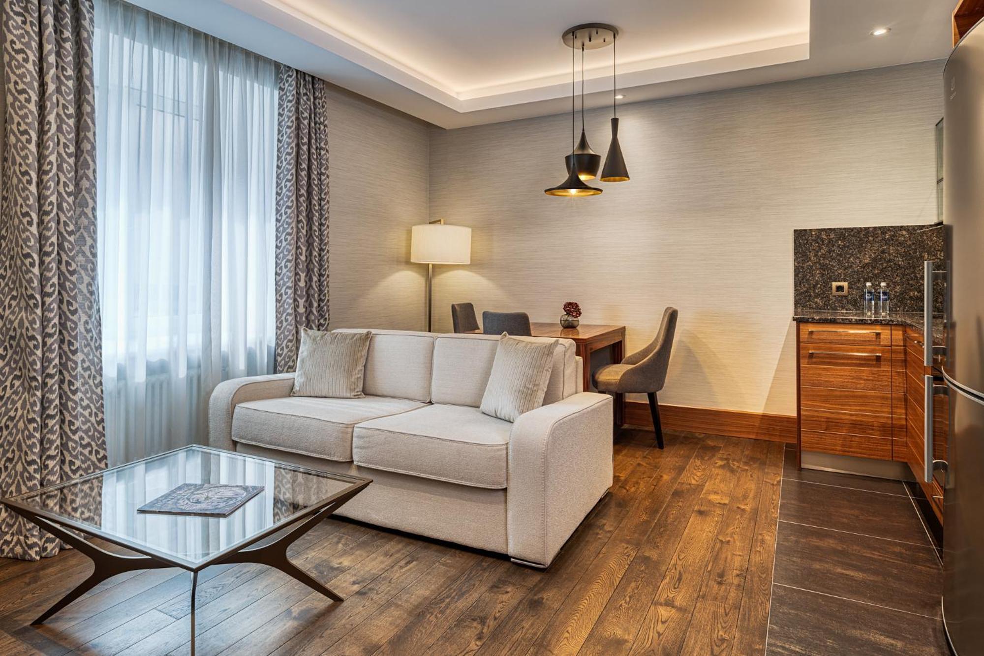 Grand Hotel Kempinski Riga Quarto foto Suite at the Hotel